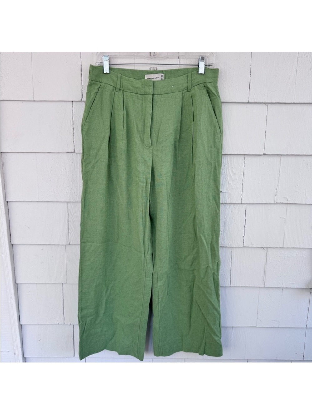 Abercrombie  Light Green Wide-Leg Linen Pants